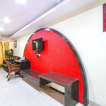 Fabhotel Royal Residency II - Nr Lakdikapul Metro Station Haidarábád Kültér fotó