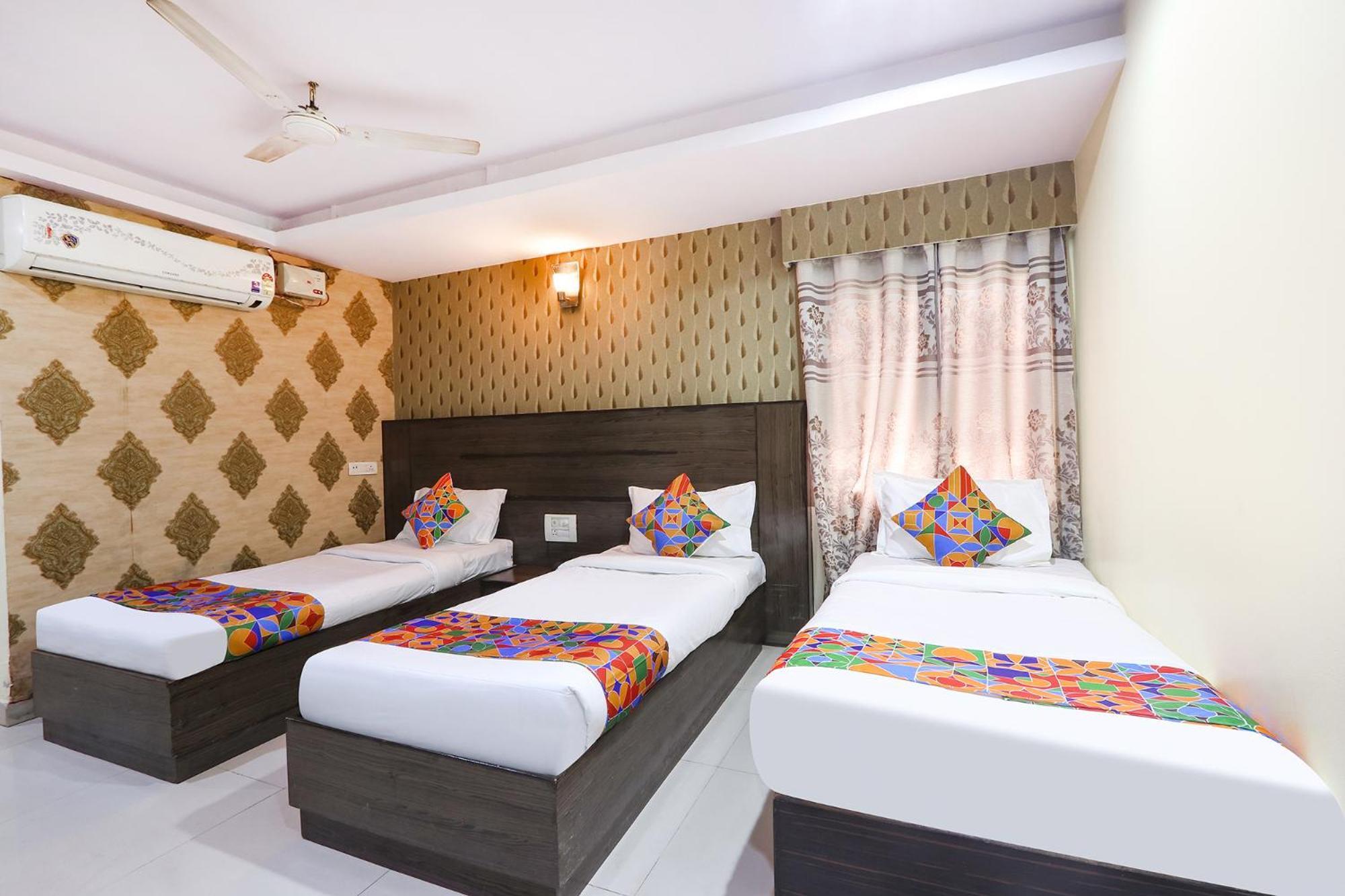 Fabhotel Royal Residency II - Nr Lakdikapul Metro Station Haidarábád Kültér fotó